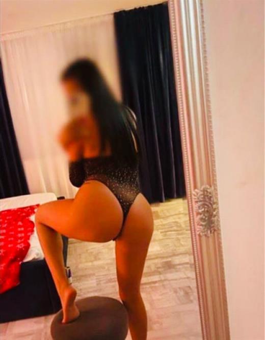 Abbelona, escort in Taranto id5778