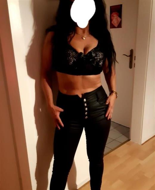 Nora Leah, sesso in Parma id3316